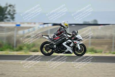 media/Apr-18-2025-TrackDaz (Fri) [[45f5874c44]]/C Group/Session 1 (Turn 7)/